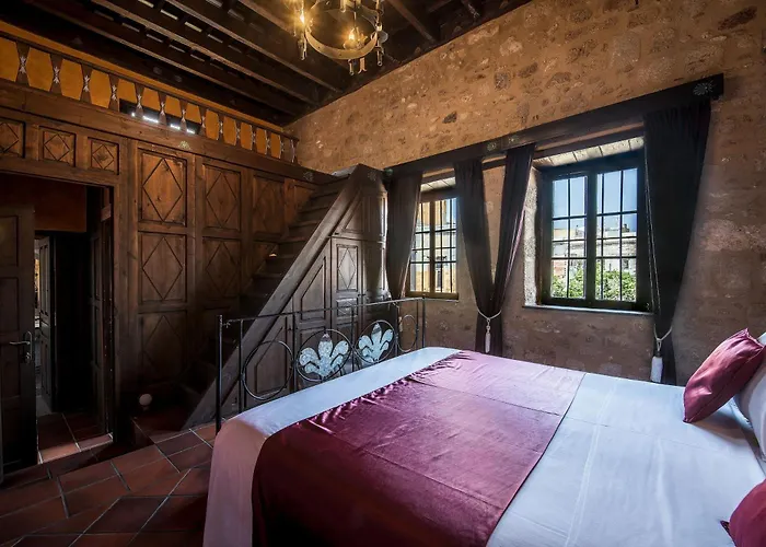 S.Nikolis\' Historic Boutique Hotel