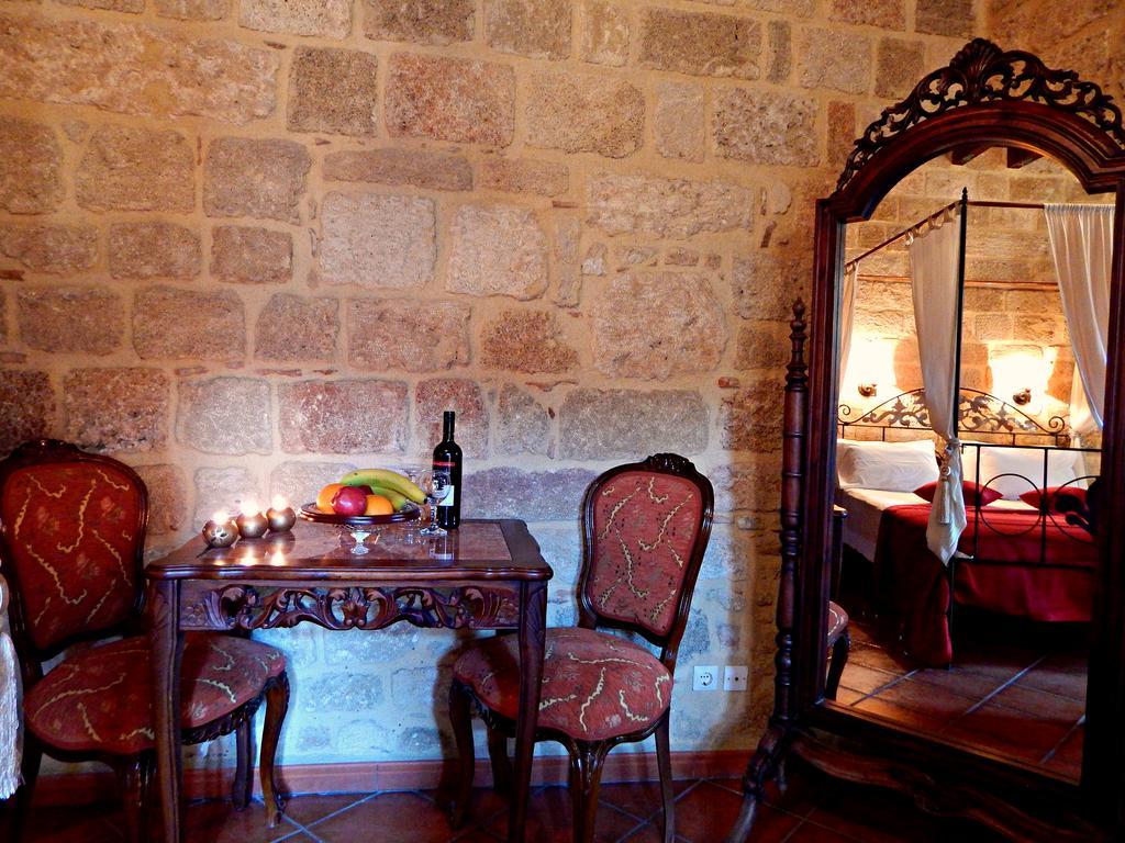 S.nikolis' Historic Boutique